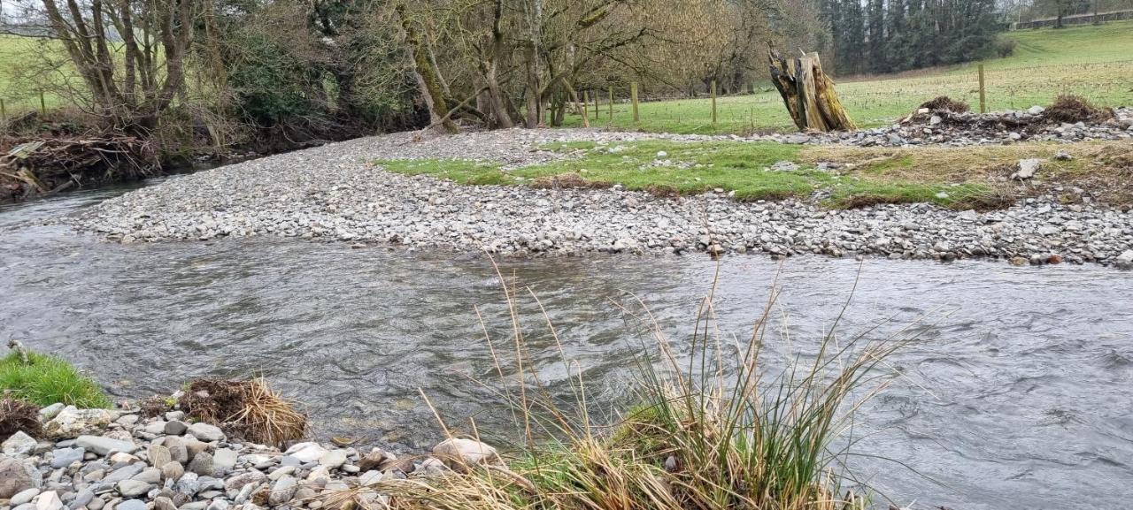 Riverside Cabin In Shropshire Oswestry Ngoại thất bức ảnh